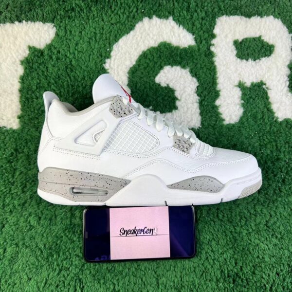 Jordan 4 Retro White Oreo - Image 4