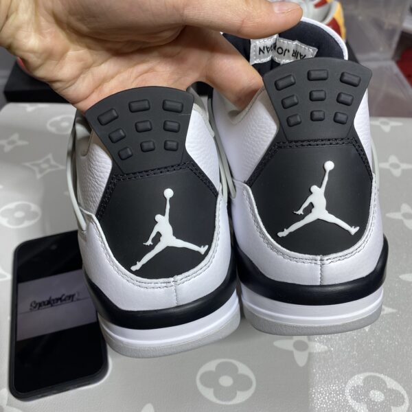 Jordan 4 Retro Military Black - Image 5